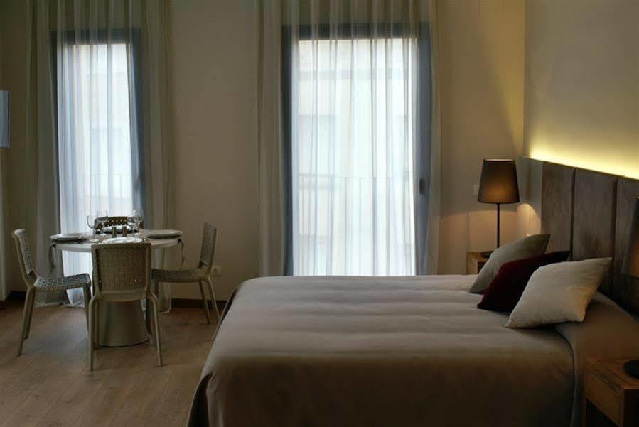 Aparthotel K Figueres  Zewnętrze zdjęcie